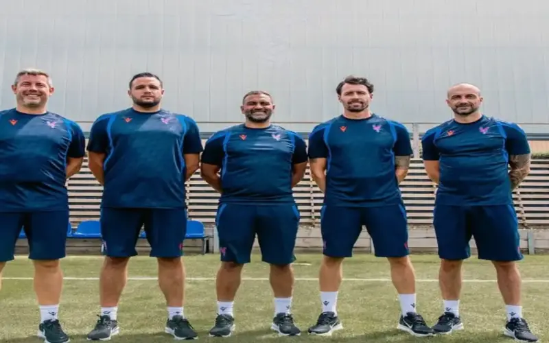 جمال عليوي ينضم إلى الجهاز الفني لنادي كريستال بالاس في الدوري الإنجليزي